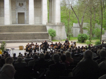 Die Musikalische Umrahmung der Tafelbergabe