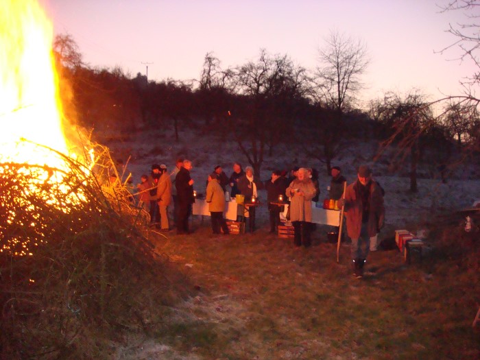 Im Feuerschein