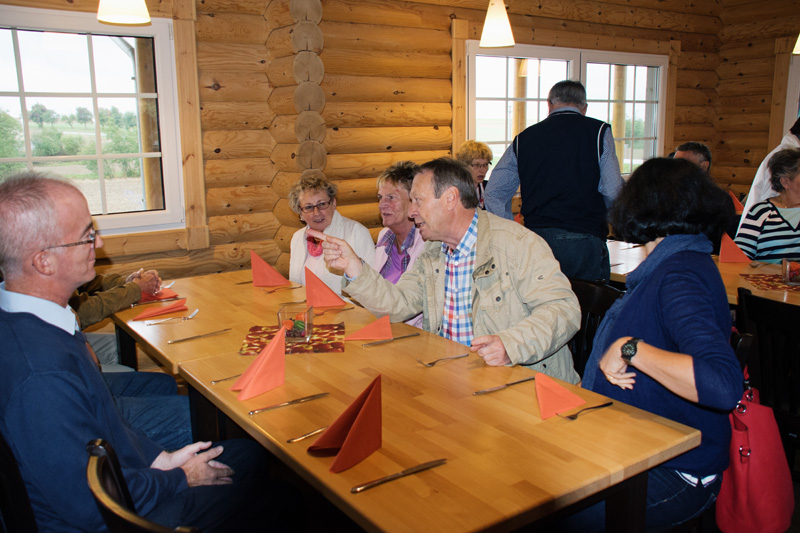 Mittagspause im Blockhaus zur Winterhhe