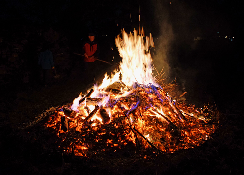 Das Feuer wird kleiner