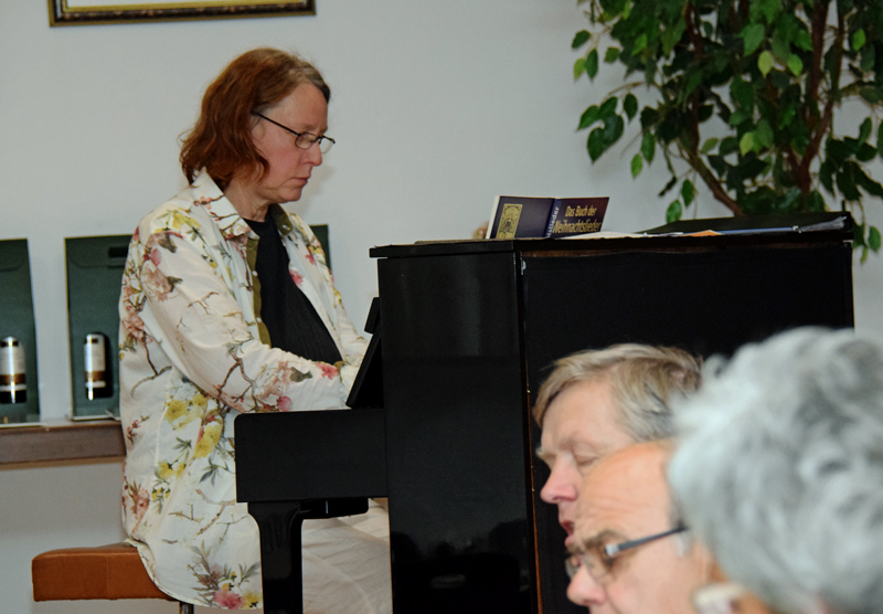 Gemeinsammes Singen mit Petra Jnsch